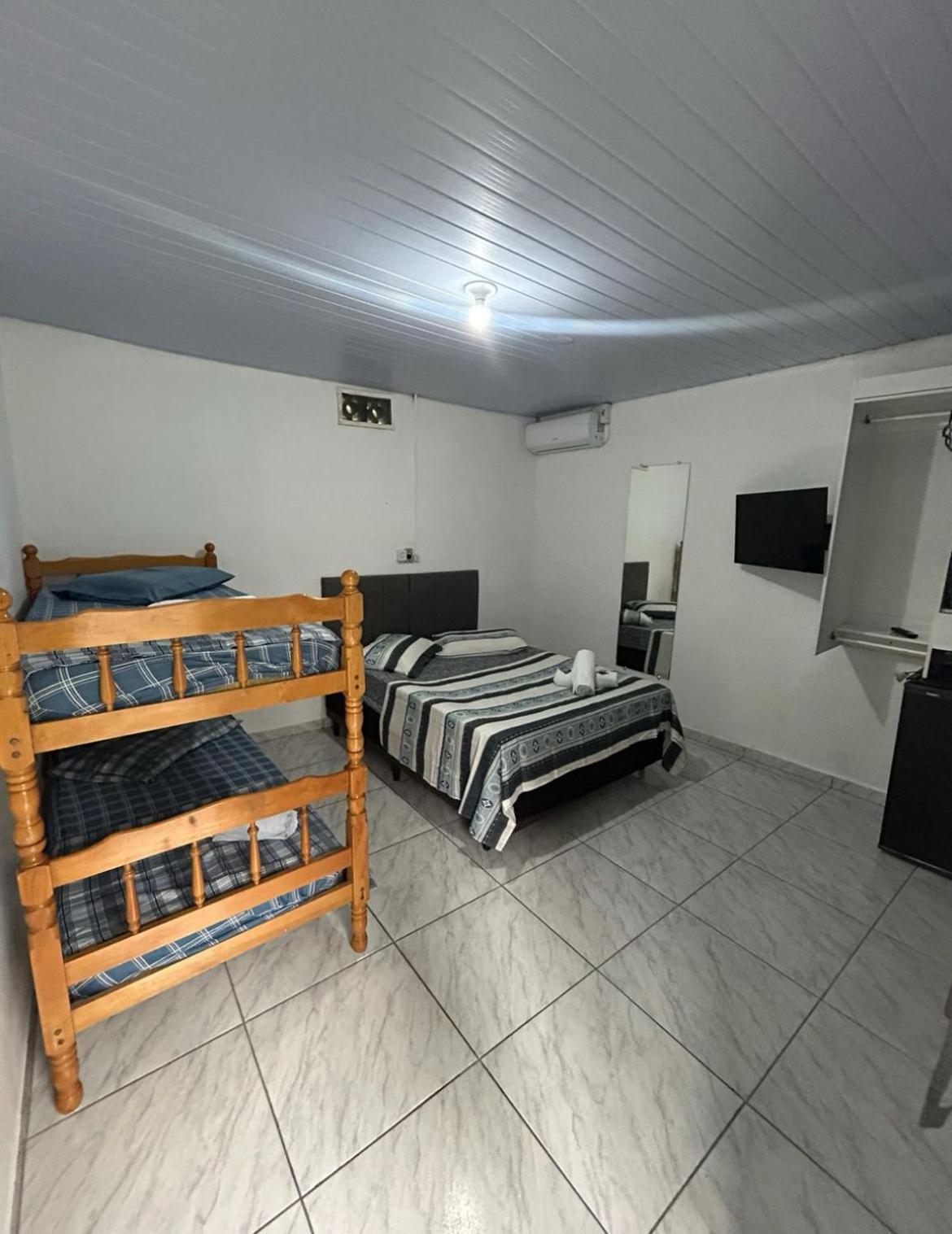 Hotel Paraná BC Balneário Camboriú Habitación foto